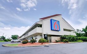 Motel 6 Kansas City Kansas